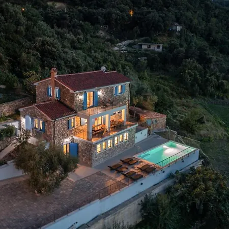 Supetarska Holiday home