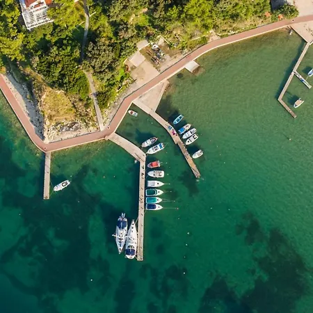 Supetarska Holiday home