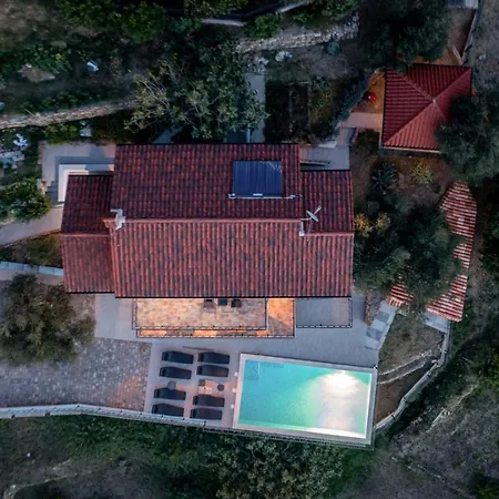 Holiday home Supetarska